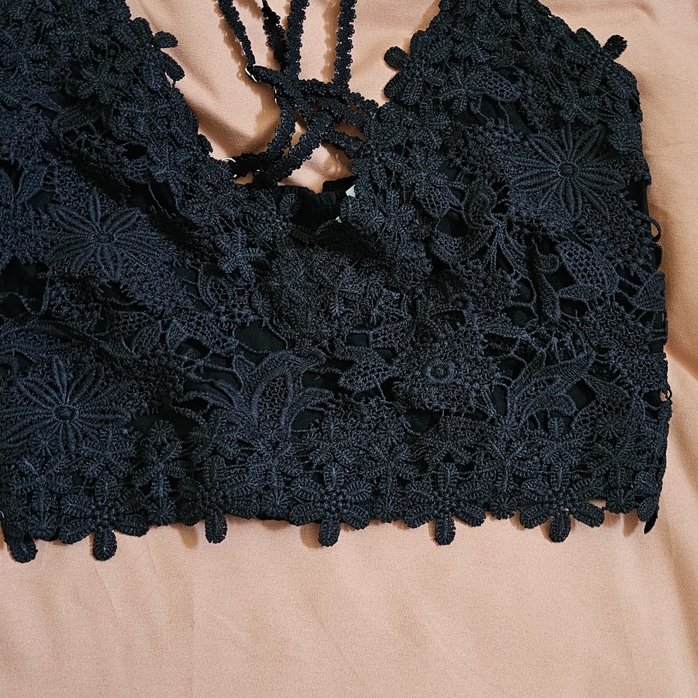POL Black Floral Lace Strappy Longline Bra/Brami NWT Size M